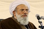 مومن برای رسیدن به پست و مقام تملق گویی نمی‌کند