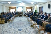 دیدار فرماندار و جمعی از مدیران دستگاه های اجرایی شهرستان ری با آیت الله ری شهری