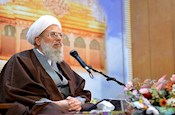 خضوع در برابر خدا مانع عجب می شود