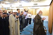 دیدار خادمین آستان مقدس با آیت الله محمدی ری شهری