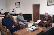 استاد کالج اسلامی لندن با آیت الله ری شهری دیدار و گفتگو کرد