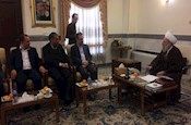 استاندار تهران با آیت الله محمدی ری شهری دیدار کرد