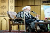 همایش گرامیداشت « روز مباهله » با حضور جمعی از شعرای آئینی، ستایشگران اهل بیت (ع)، و روحانیون