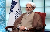 آیت‌الله ری‌شهری معتقد به ترویج همزمان قرآن و حدیث در جامعه بود